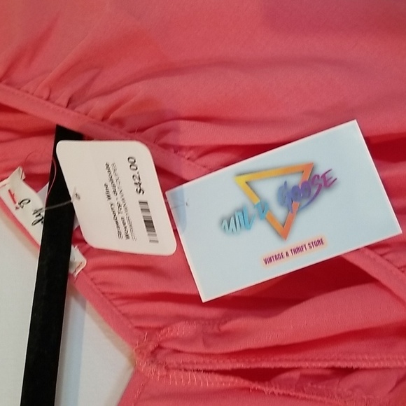 Lovely J Lightweight Coral Blouse, size Sm - Picture 5 of 5